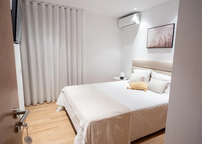 Δωμάτια σε οικογενειακή κατοικία Fonte Mar *